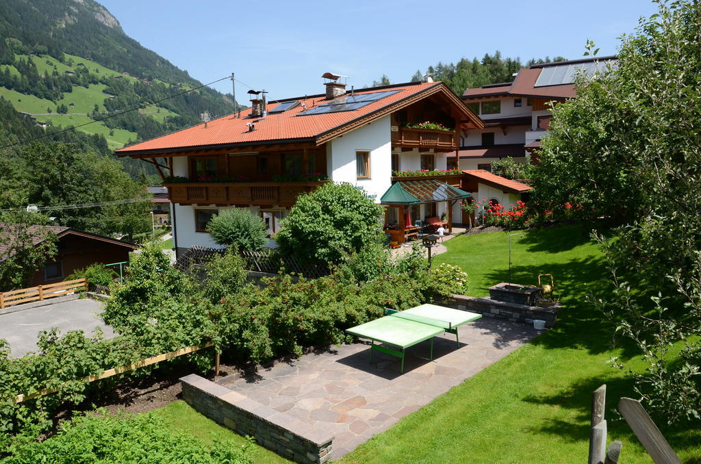 Gaestehaus Troppmair Финкенберг Экстерьер фото